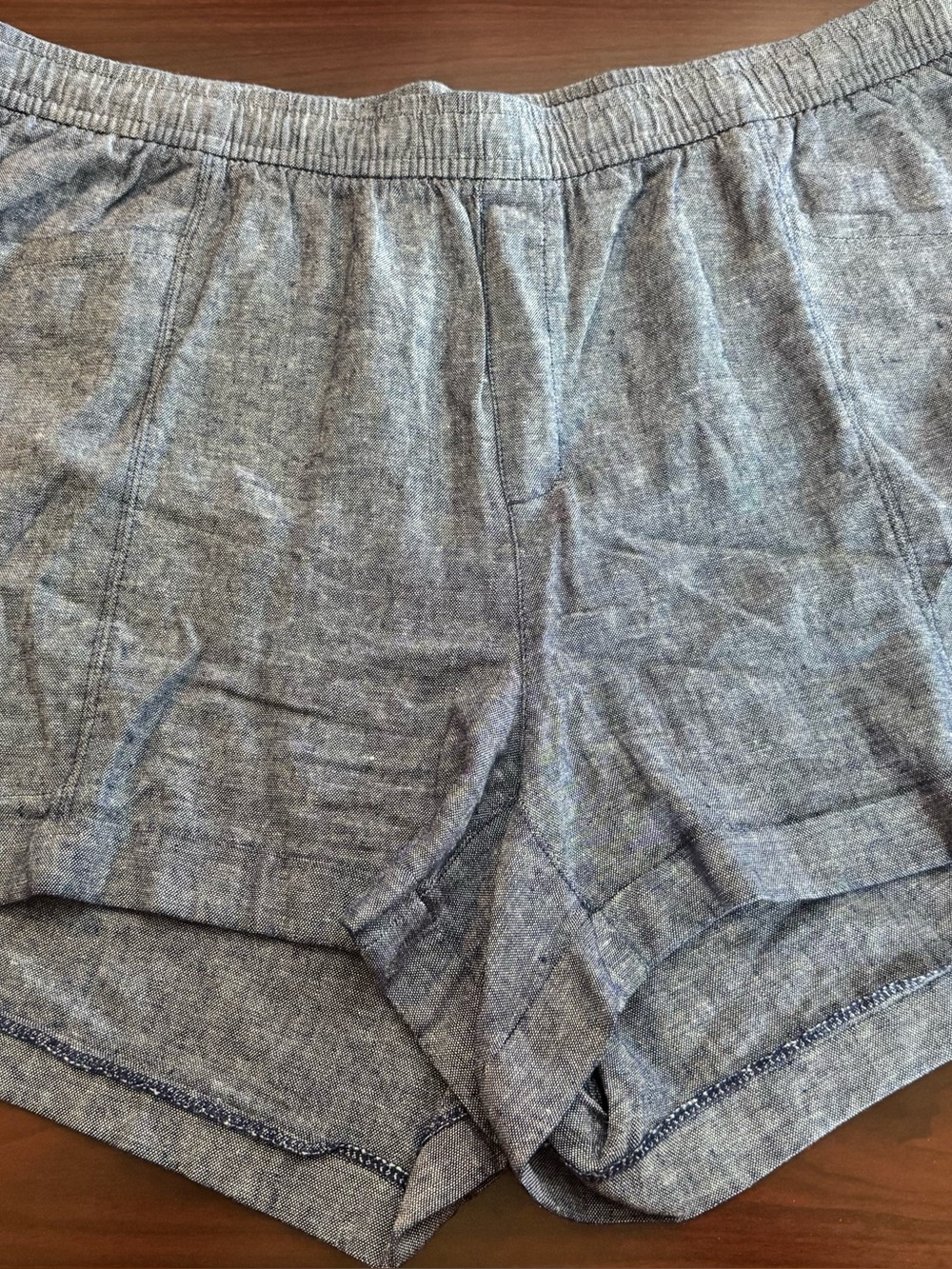 Old Navy Women’s Heather Grey Athletic Shorts